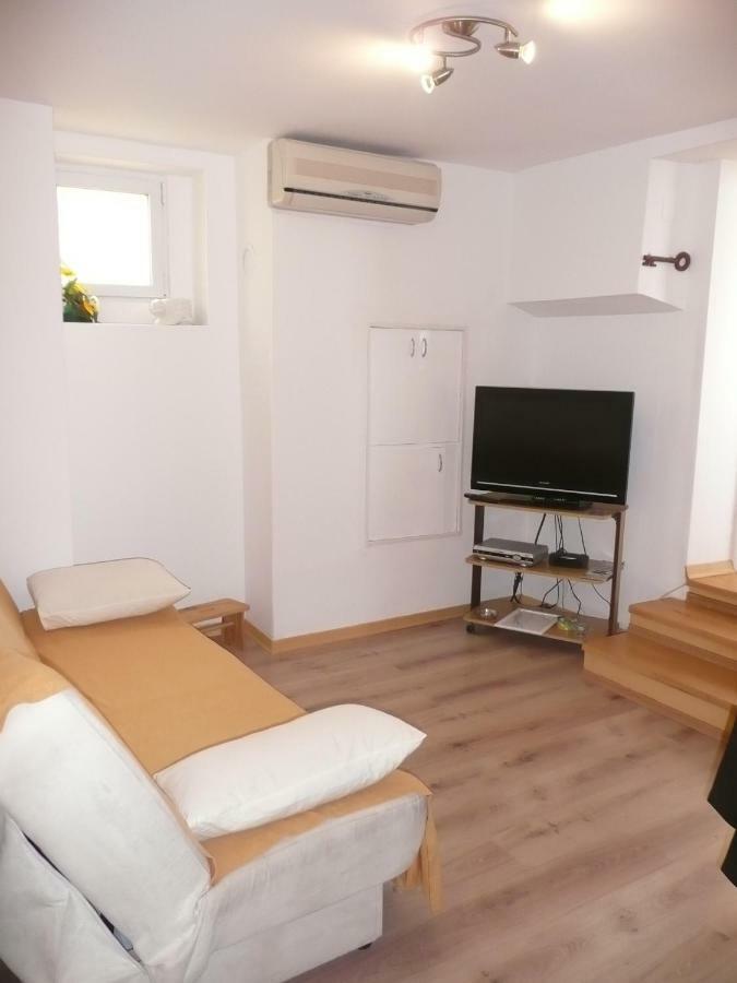 Apartment Mira Baska  Luaran gambar